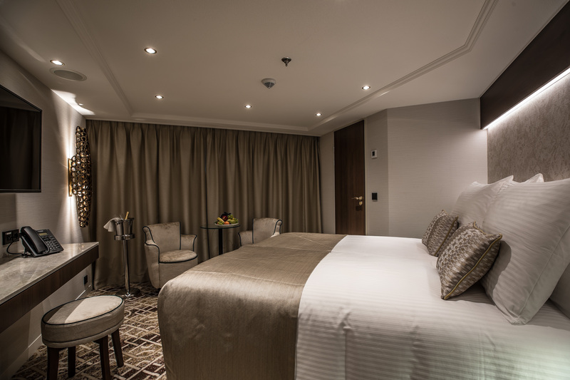 Stern Superior Suite